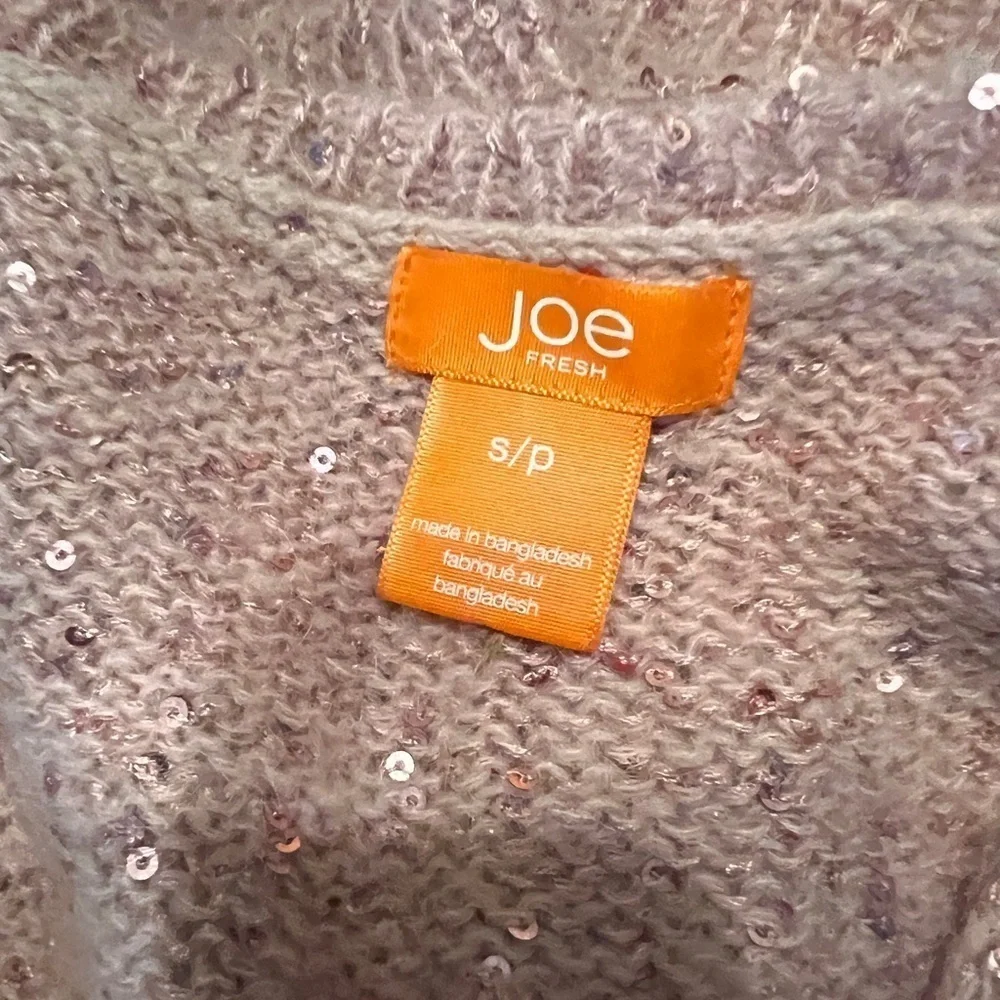 🛍️Pink sequin V-neck knit sweater from JOE FRESH Size S. - Picture 9 of 13